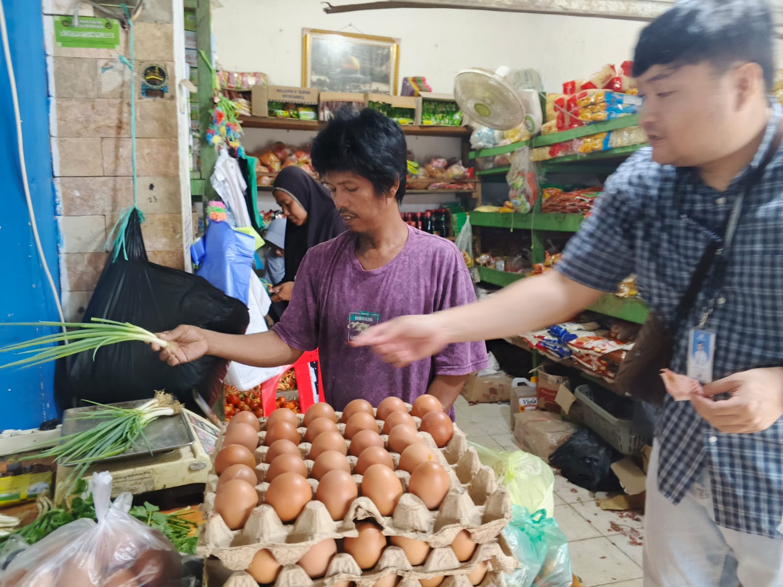 &lrm;TERUS MENINGKAT: Sekitar 30 persen telur lokal sudah memenuhi kebutuhan masyarakat Tana Tidung.