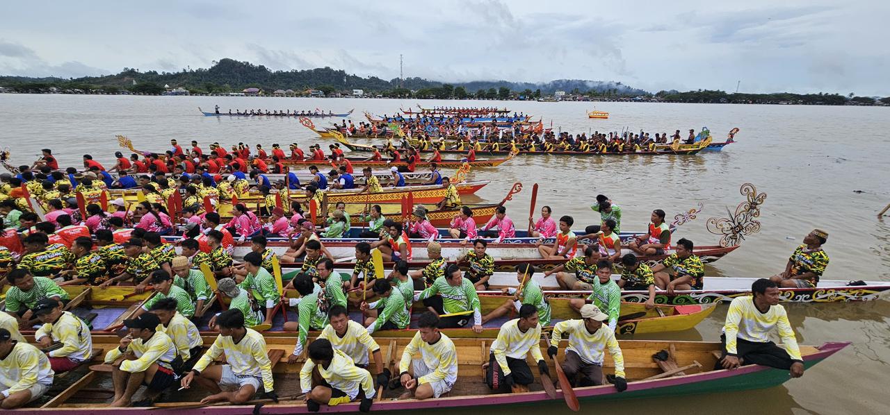 PROMOSI : Festival Sungai Kayan yang didalamnya terdapat lomba perahu dayung, akan menjadi magnet wisata di kancah nasional.