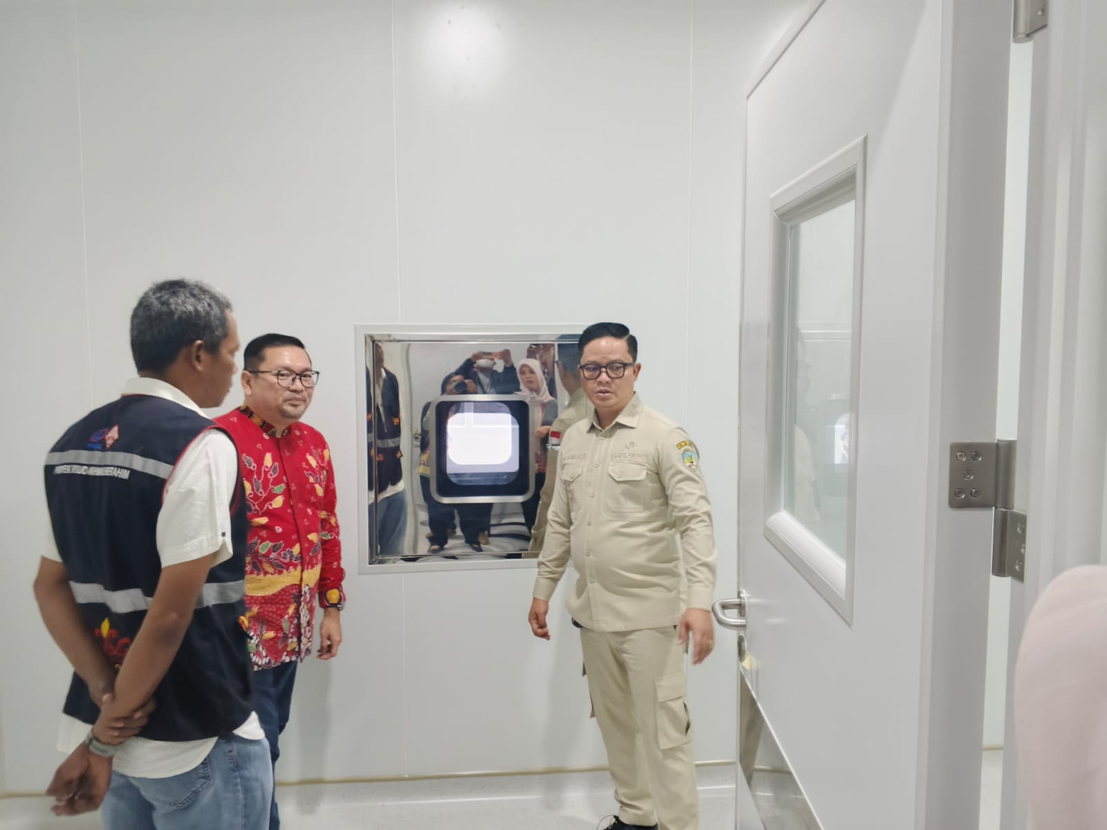 &lrm;RAMPUNG: Bupati Ibrahim Ali meninjau PHTC RSUD Akhmad Berahim Tideng Pale, Kamis (5/2).
