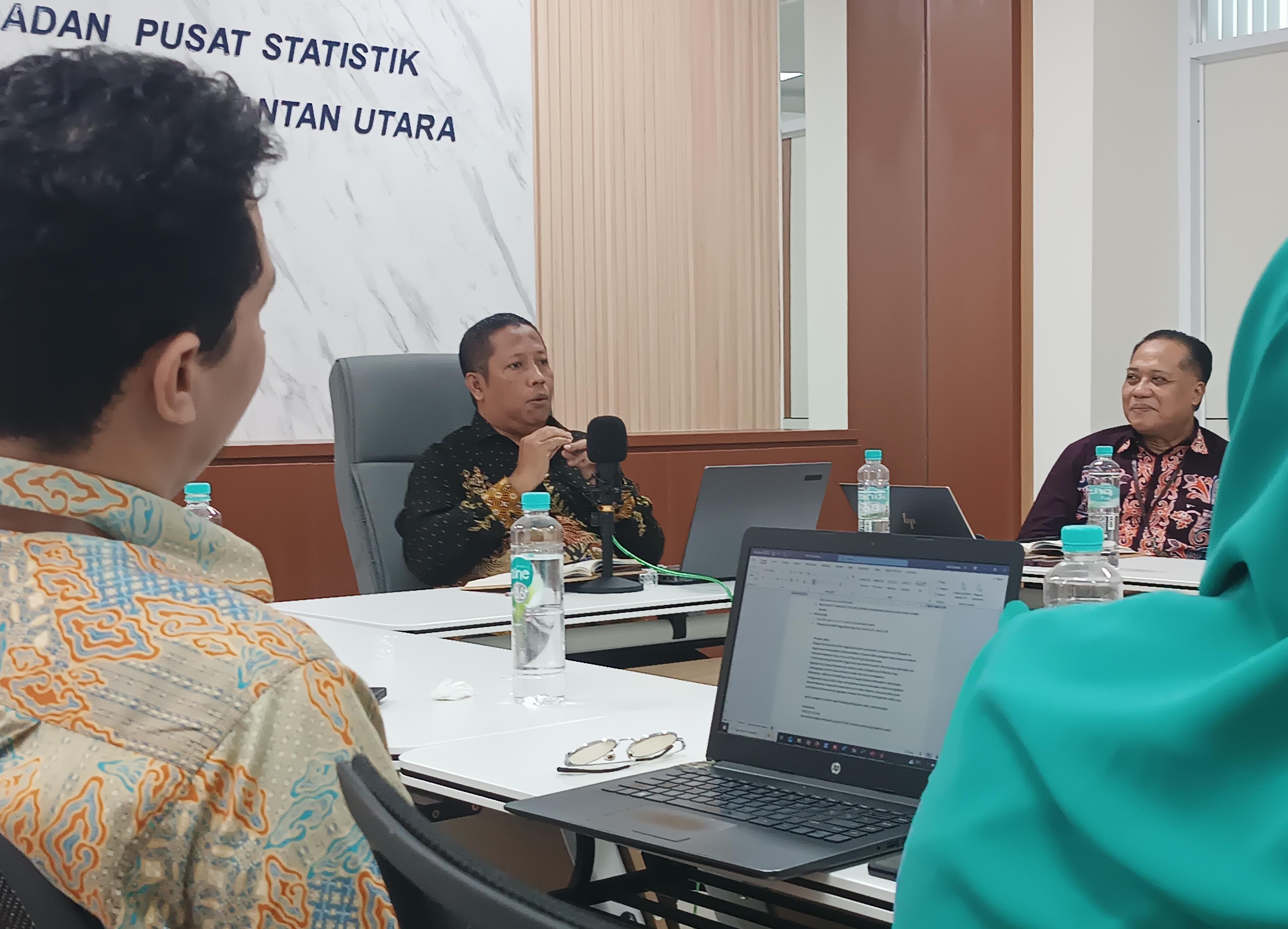 STATISTIK: Kepala BPS Kaltara, Mustaqim menyampaikan kondisi ekonomi Kaltara.