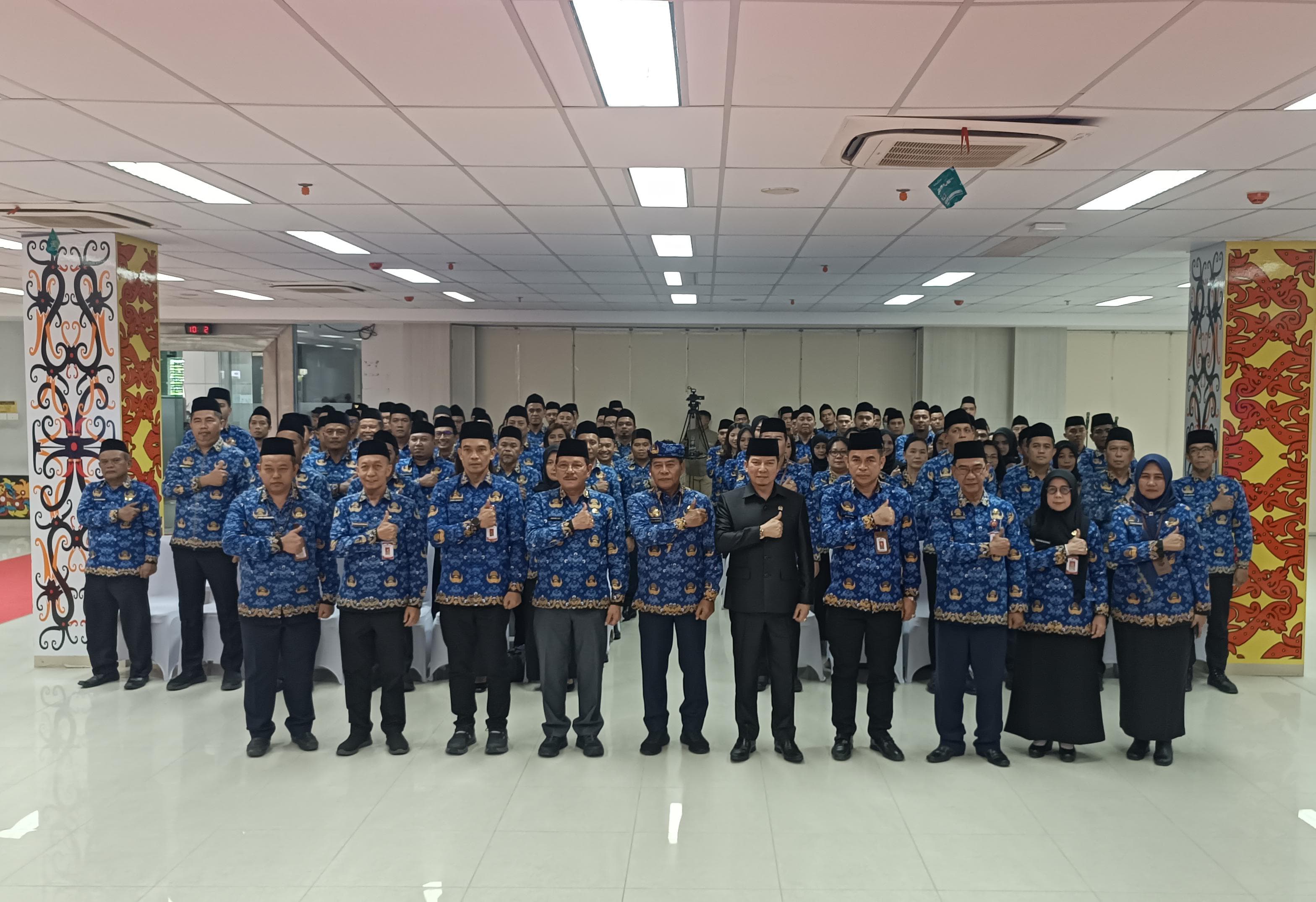 ASN: Foto bersama usai pelantikan pejabat administrator, pengawas dan fungsional Pemprov Kaltara.