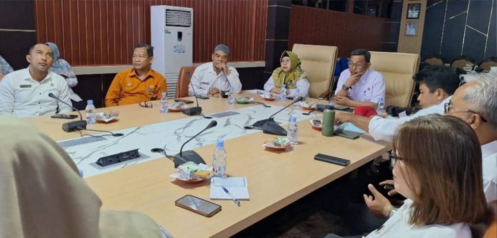 BAHAS KEPENDUDUKAN: Suasan rapar pembentukan tim GDPK 2026-2045.