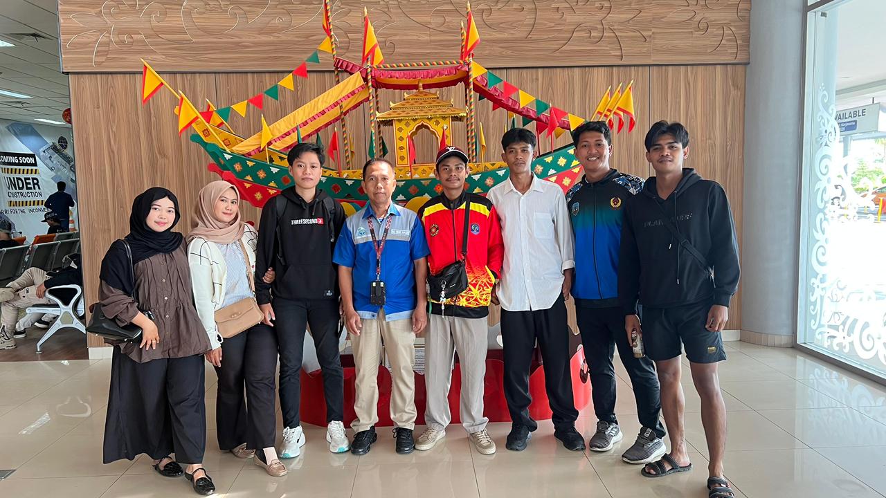 SELEKNAS : Atlet putri sepak takraw Kaltara Evi Emriana (tiga dari kiri) dipanggil untuk mengikuti seleknas pembentukan timnas menghadapi Asian Games 2026.