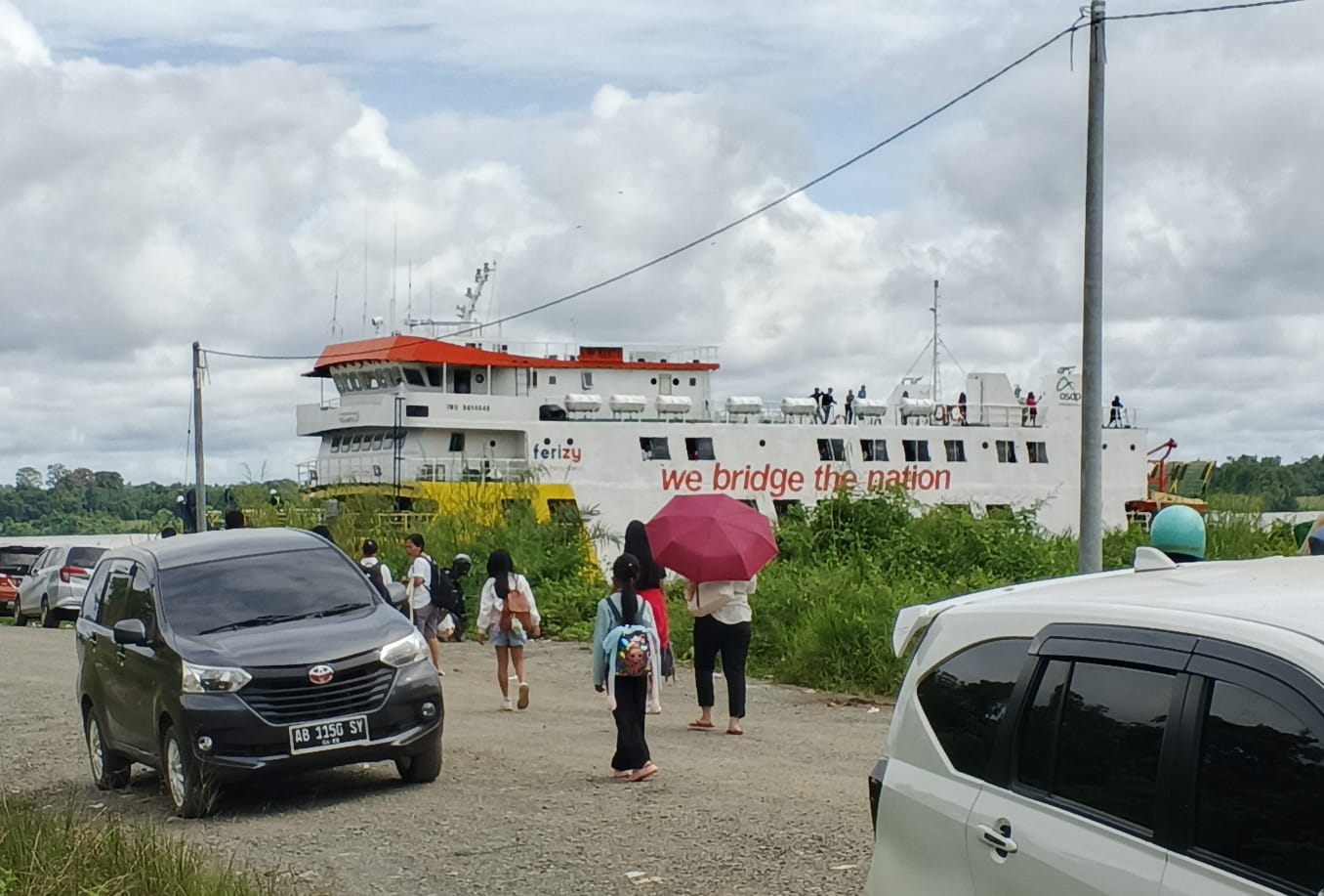 &lrm;TERAKHIR: Mulai 15 Februari, Kapal Feri Manta akan melakukan docking hingga satu bulan ke depan. &lrm;