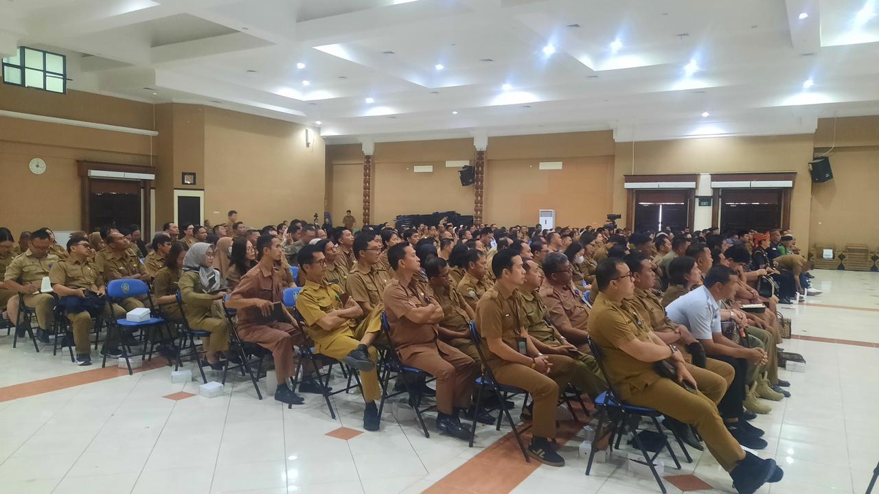 ILUSTRASI: Rapat yang dilaksanakan di Kantor Bupati Malinau dihadiri sejumlah pejabat organisasi perangkat daerah (OPD) Kabupaten Malinau.
