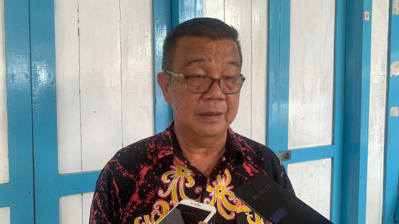 Plt Kepala Dinas Pendidikan Malinau, Francis.