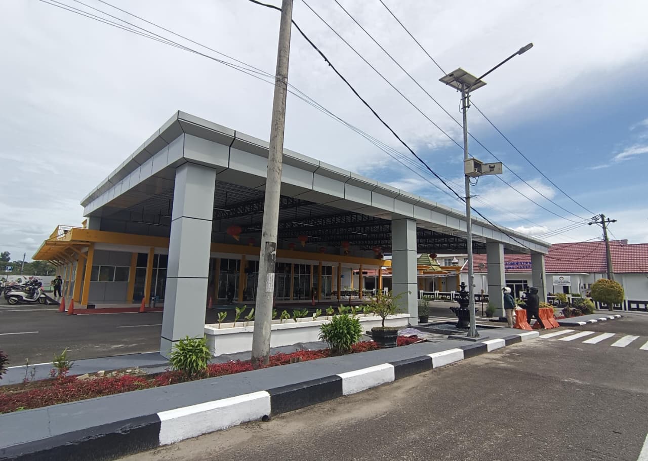 PENERBANGAN: Bandara Tanjung Harapan, Tanjung Selor.
