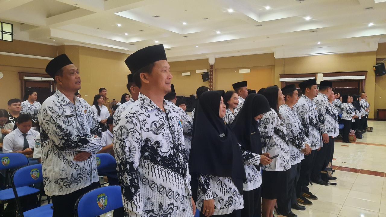 ILUSTRASI: ASN saat mengikuti Hari PGRI Nasional diruang Tembengang, Kantor Bupati Malinau.