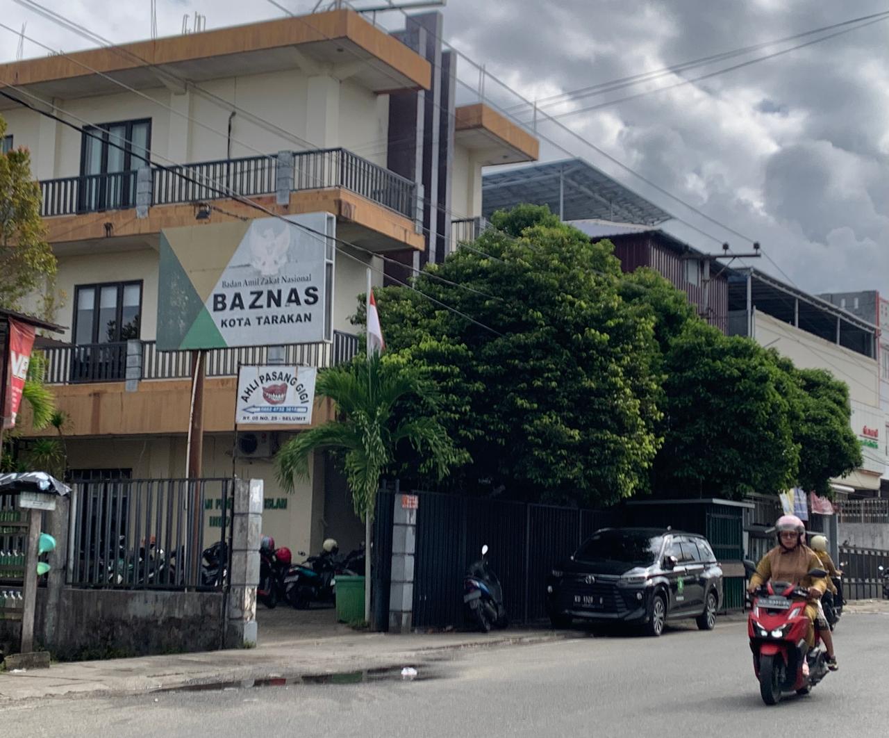 AGUS DIAN ZAKARIA/RADAR TARAKAN TOLAK : Kantor Baznas Tarakan di Jalan KH.Agus Salim.