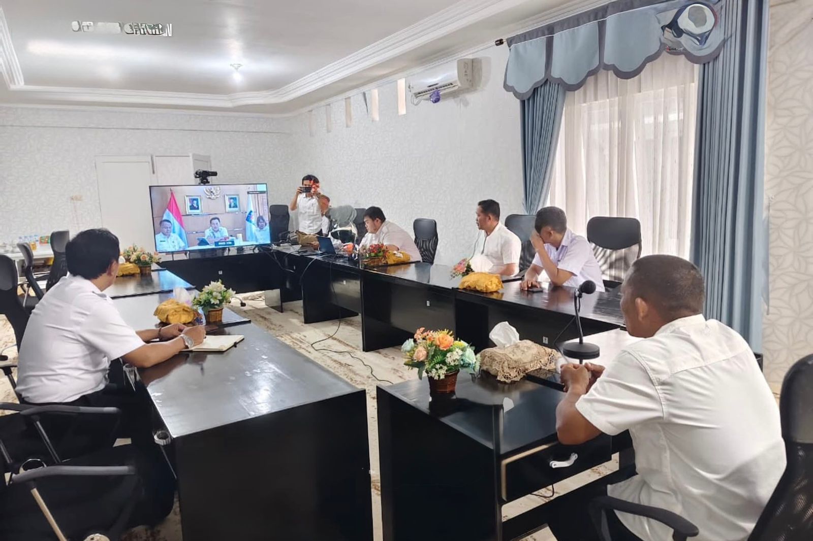 PAPARAN: Bupati Bulungan Syarwani memaparkan tiga isu strategis daerah di hadapan Dirjen Otda. Paparan dilakukan secara hybrid. 