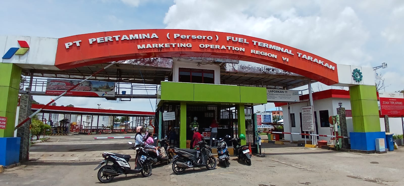JAGA PASOKAN: Kantor Fuel Terminal Tarakan PT Pertamina Patra Niaga.
