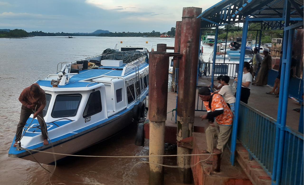 ILUSTRASI: Speedboat reguler dari Tarakan yang baru tiba di Pelabuhan Speedboat Malinau.  