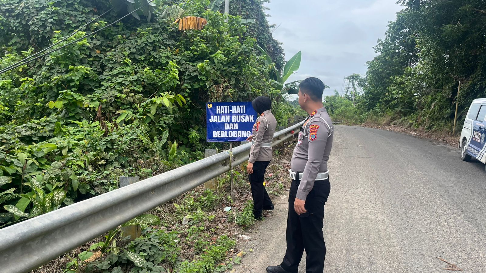 REKAYASA : Satlantas Polres Tarakan meninjau jalan menuju tempat wisata Pantai Amal dan akan menyiapkan rekayasa lalu lintas khusus pada saat libur Idulfitri 2026.