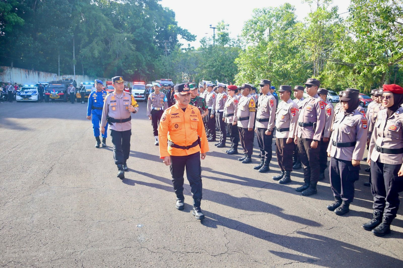 GELAR PASUKAN : Polres Tarakan menggelar gelar pasukan Operasi Ketupat Kayan 2026 di halaman Kantor Wali Kota Tarakan, Kamis (12/3).  