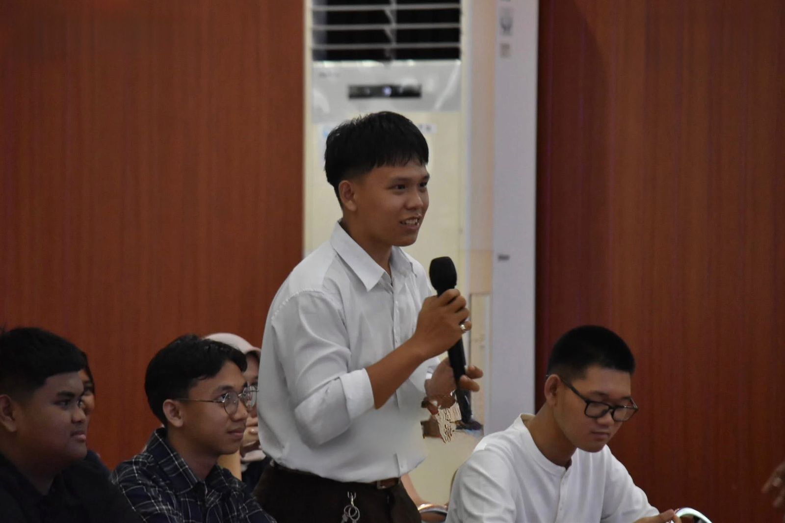 MBG : KNPI Bulungan melakukan sosialisasi penerapan MBG bersama Pemkab Bulungan. (Taslee/Radar Tarakan)  