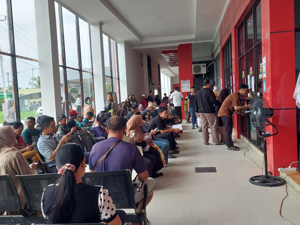 BEROBAT: Tampak aktivitas pasien di RSDSS Tanjung Selor di layanan poli.  &nbsp;