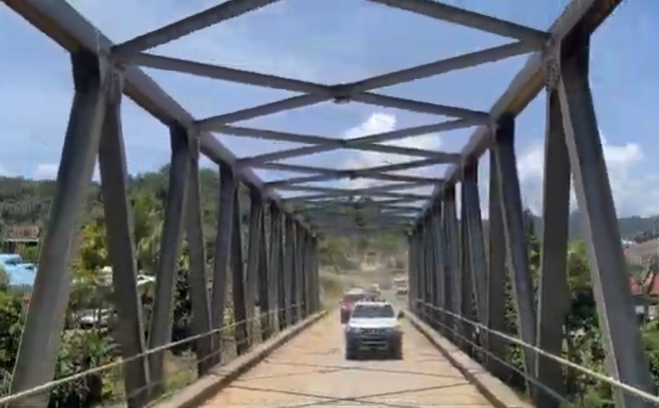 PERBATASAN: Salah satu infrastruktur yang ditinjau Wagub Kaltara di Apau Kayan beberapa hari lalu. 