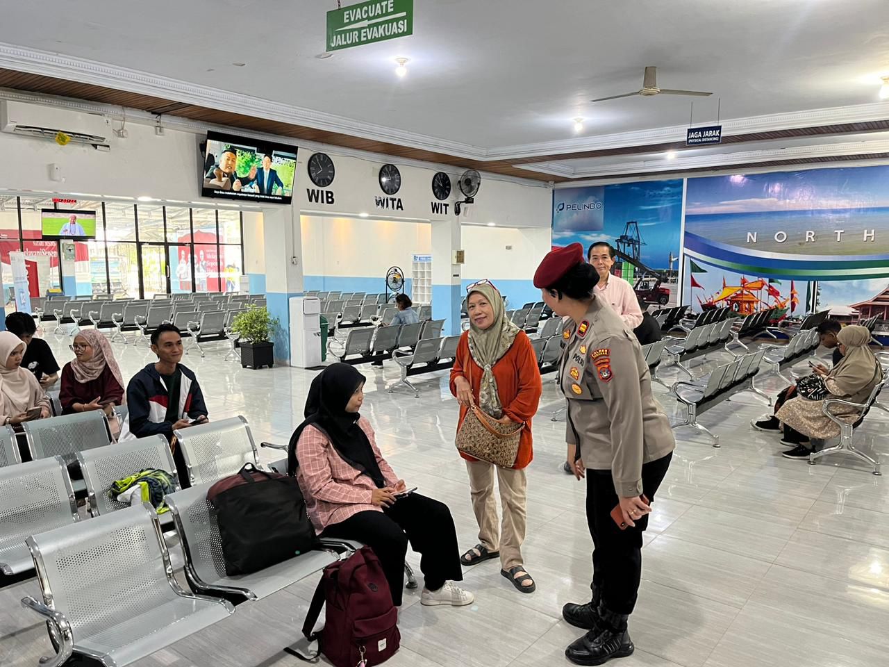 PENGAMANAN: Personel Polres Tarakan yang melakukan pengamanan arus mudik dan balik Lebaran 2026.