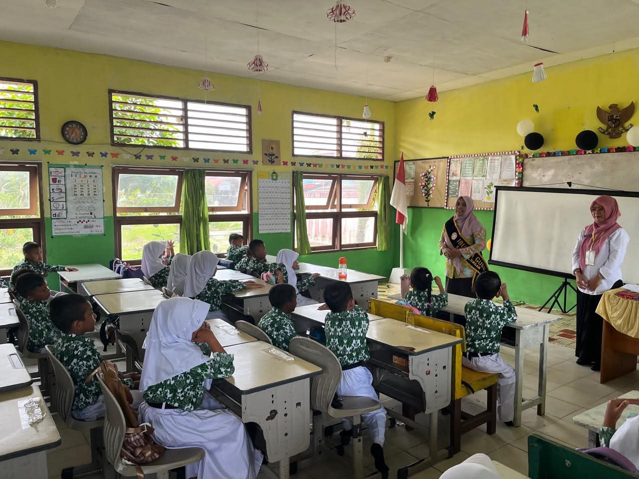 MENYAPA: Bunda PUAD menyapa pelajar PAUD di Bulungan.