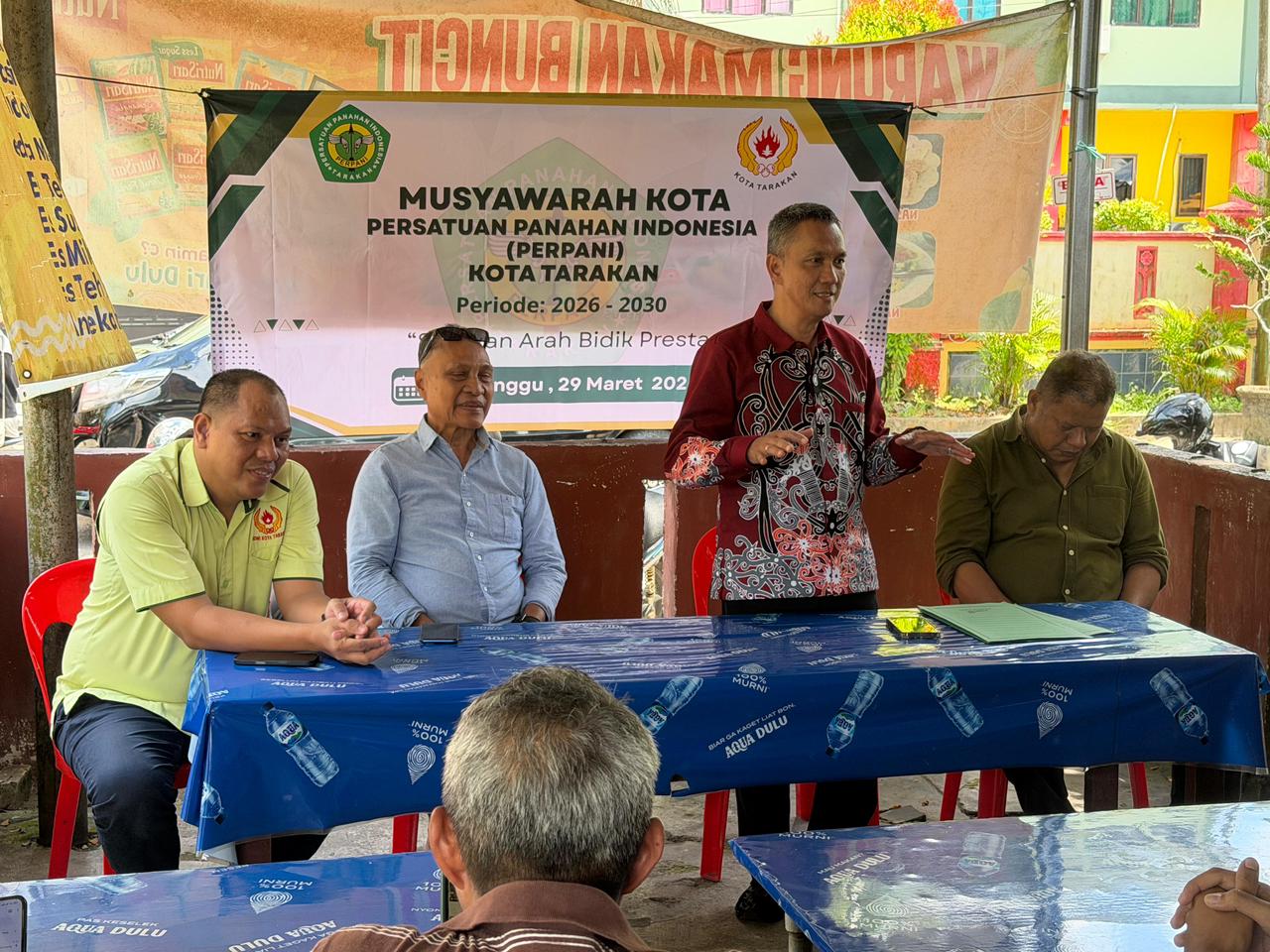 PEMBENAHAN: Kepengurusan Perpani Tarakan dibawah kepemimpinan Rozi Djoko Arfiono akan melakukan pembenahan dan semangat baru dalam pembinaan olahraga panahan di Tarakan.