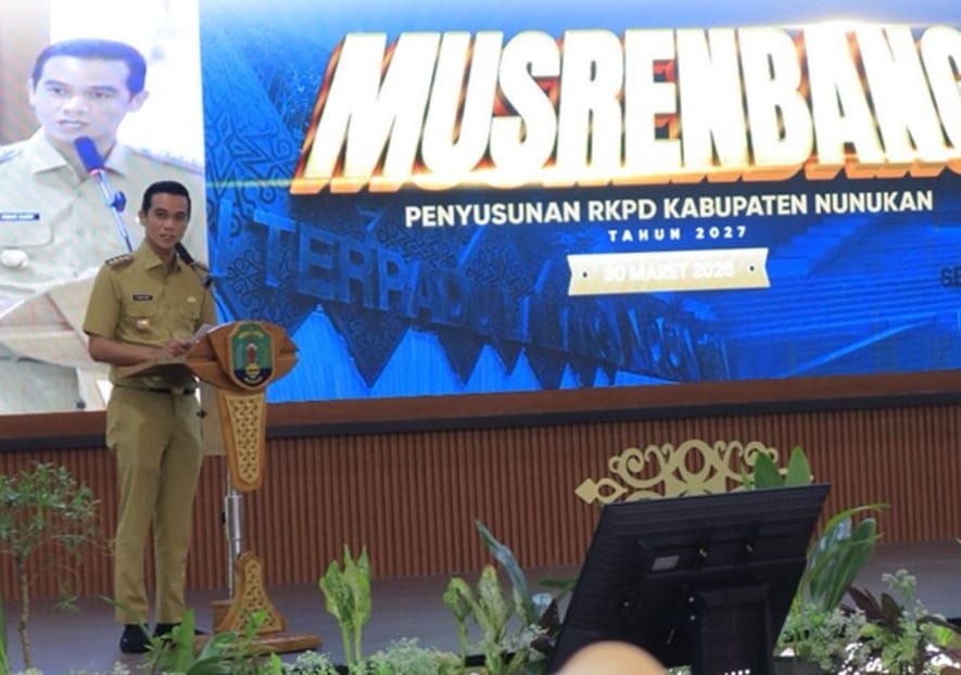 OPTIMIS : Bupati Nunukan H. Irwan Sabri saat memberikan arahan di Musyawarah Perencanaan Pembangunan (Musrenbang) Rencana Kerja Pemerintah Daerah (RKPD) Tahun 2027, Senin (30/3).  