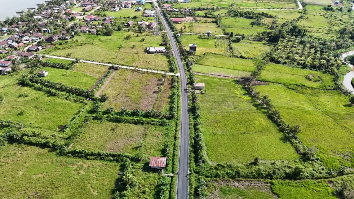 BERASPAL: Ruas jalan Tanjung Palas-Salimbatu yang sudah diaspal. FOTO: DOK PEMKAB BULUNGAN