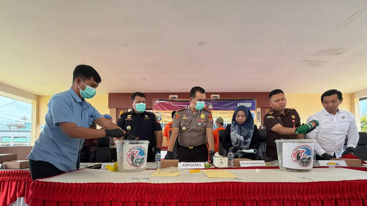 DIMUSNAHKAN : Sebanyak 802,43 gram narkotika jenis sabu yang dimusnahkan Satresnarkoba Polres Tarakan. ISTIMEWA