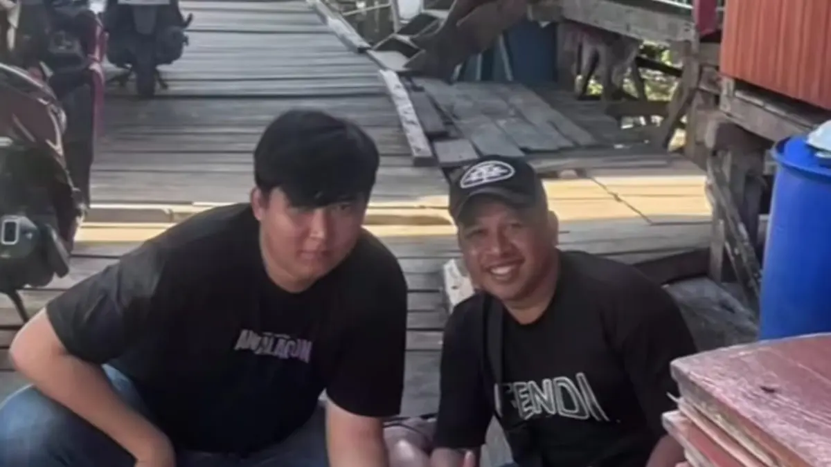 DIAMANKAN : pelaku saat diamankan usai melakukan pencurian di Warung Jatim Indah tepatnya Jalan Bhayangkara, Kelurahan Nunukan Barat.&nbsp;