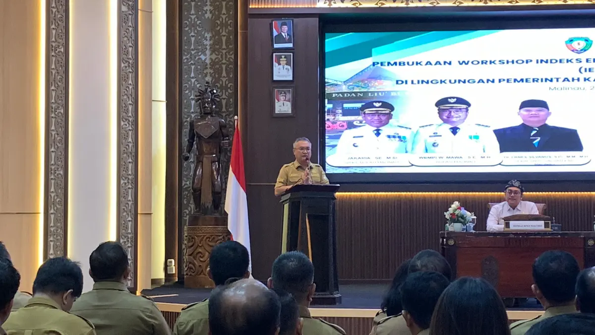 DIPA/RADAR TARAKAN
WORKSHOP: Bupati wempi saat membuka secara resmi Workshop Indeks Efektivitas Pengendalian Korupsi (IEPK) di lingkungan Pemerintah Kabupaten Malinau.