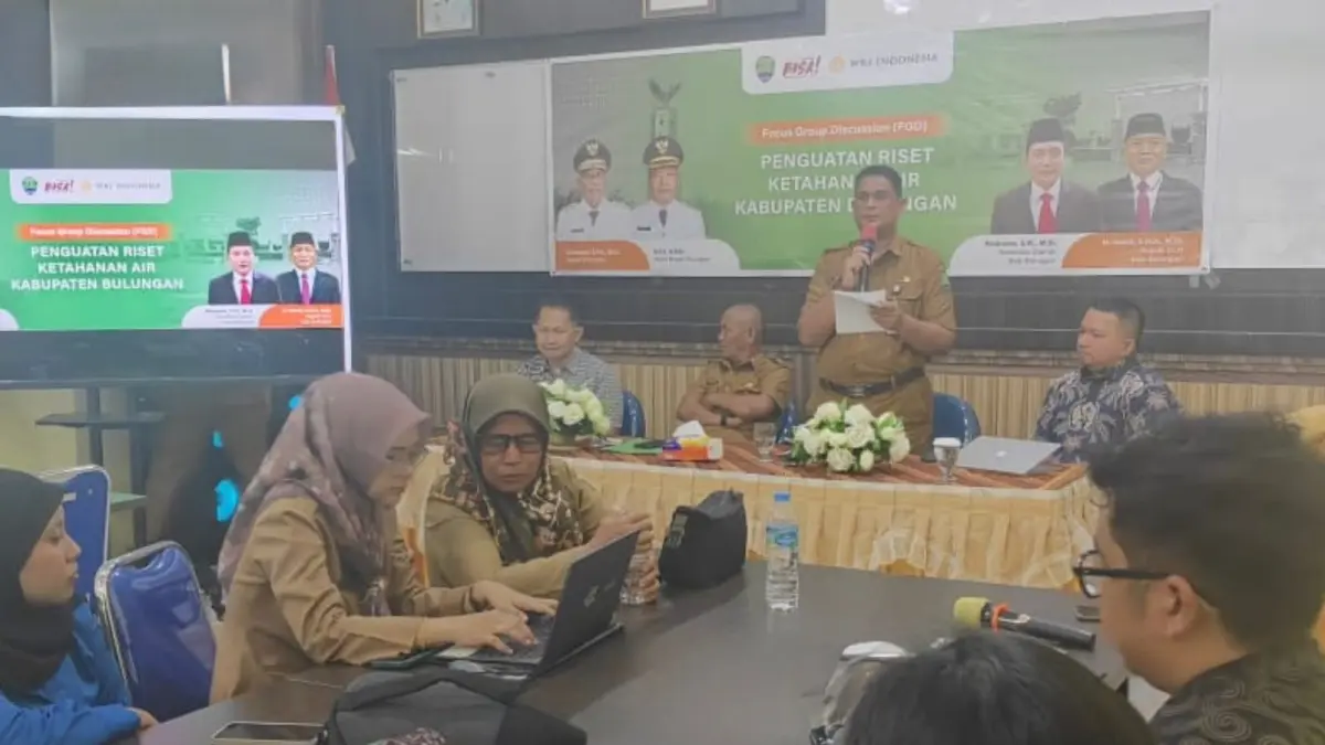 DISKUSI: DLH Bulungan menggelar kegiatan FGD membahas prihal pengelolaan air.

(Taslee/Radar Tarakan)
