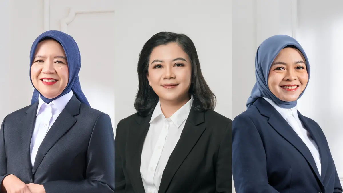 TIGA SRIKANDI BRI: Potret tiga pemimpin perempuan PT Bank Rakyat Indonesia (Persero) Tbk yang meraih penghargaan pada ajang Infobank 500 Most Outstanding Women 2026, sebagai bentuk apresiasi atas kontribusi dalam memperkuat kepemimpinan perempuan di sektor perbankan nasional.