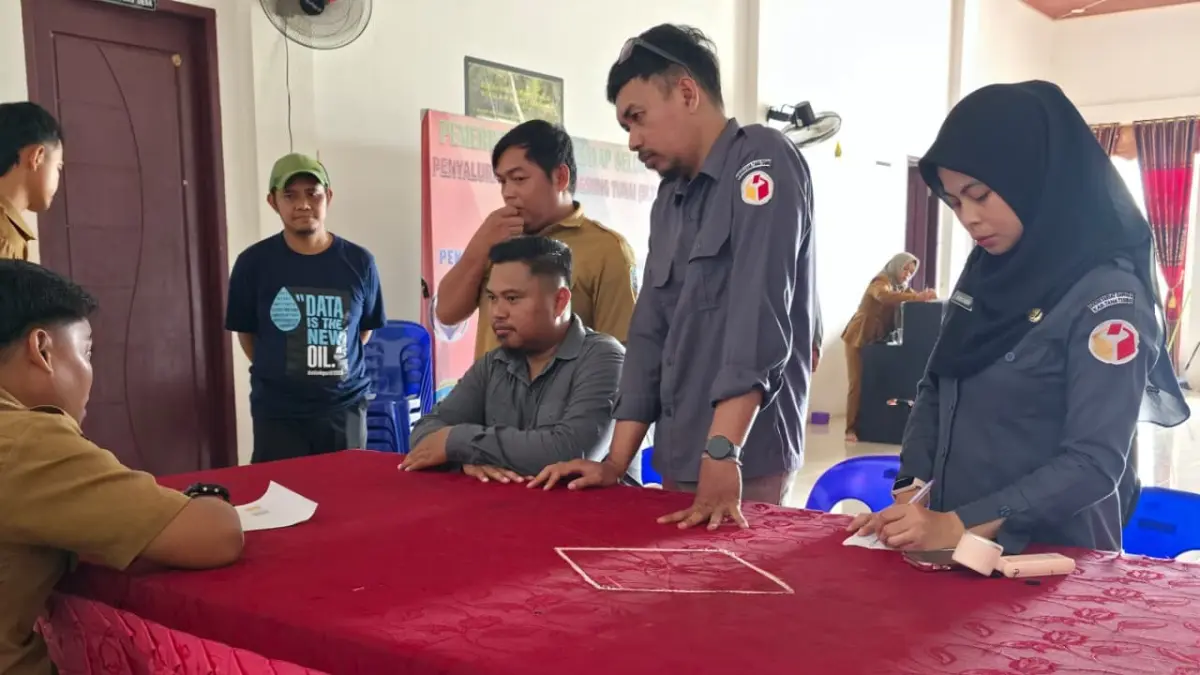 PENDATAAN: Bawaslu Tana Tidung melakukan pengawasan coktas pemutakhitan data pemilih berkelanjutan triwulan I -2026 di Kecamatan Sesayap bulan lalu. (DOK BAWASLU TANA TIDUNG)