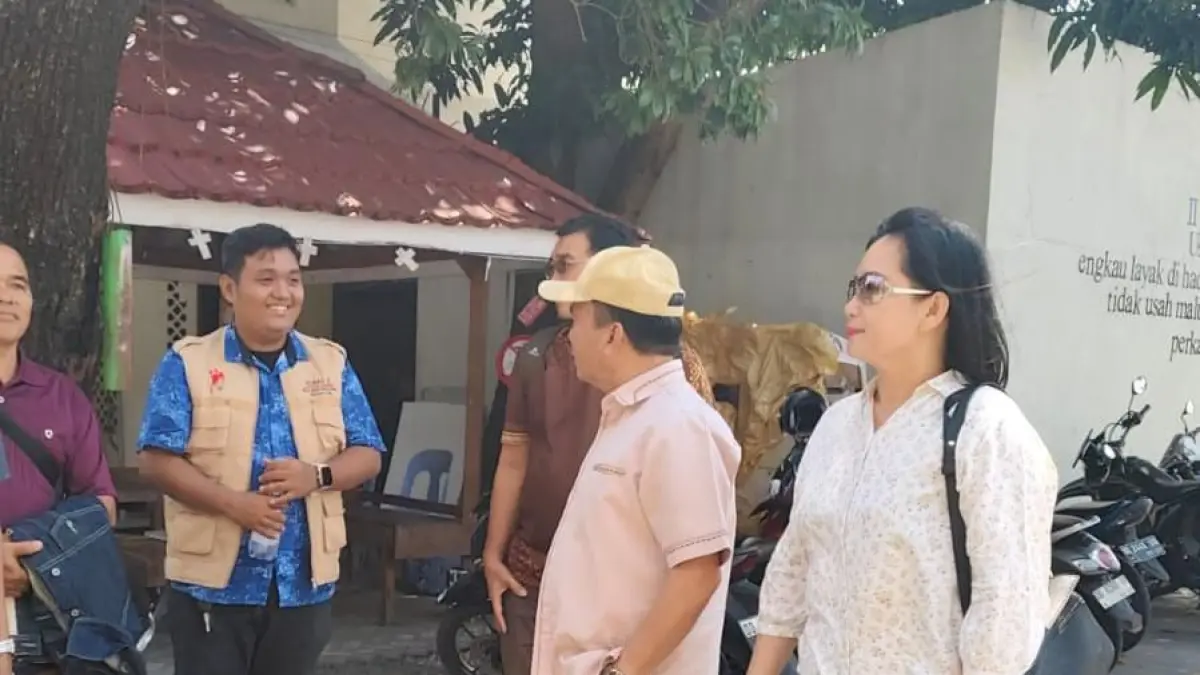 KUNJUNGAN : Wabup Bulungan mengunjungi mahasiswa Bulungan di STT Jaffray Makassar.
(Taslee/Radar Tarakan)