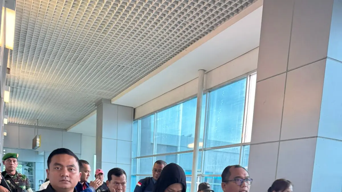 DIAMANKAN: Tersangka kasus dugaan korupsi Asita ditangkap. FOTO: DOK KEJATI KALTARA