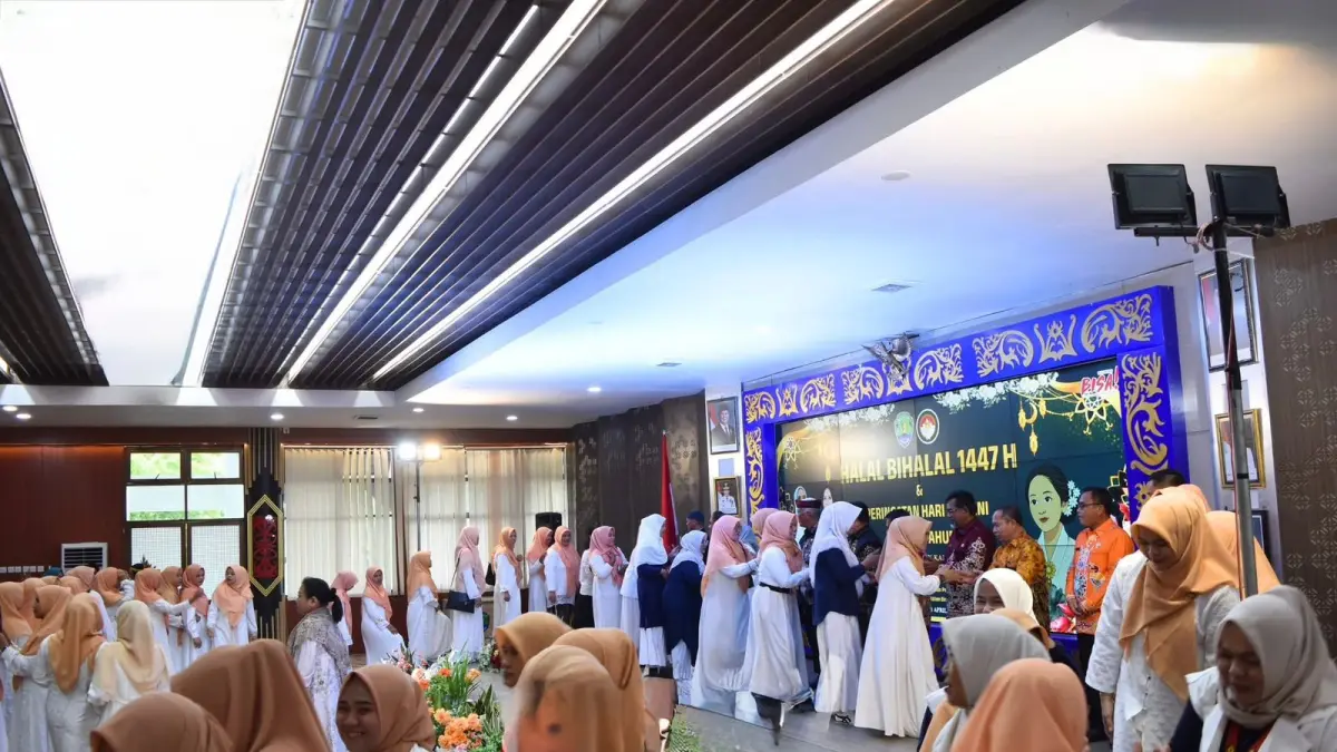 PEREMPUAN: Kegiatan DWP Bulungan memperingati hari kartini di Bulungan.
(Taslee/Radar Tarakan)

