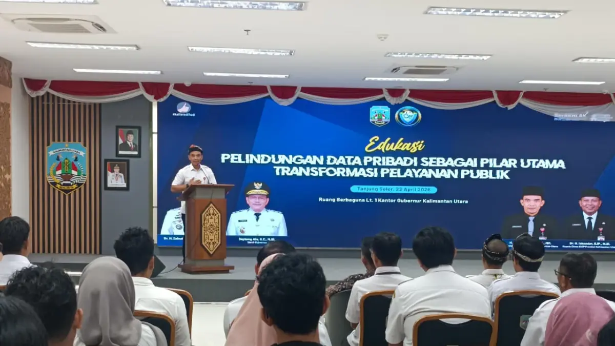PERLINDUNGAN DATA: Sekprov Kaltara, Denny Harianto membuka kegiatan edukasi kesadaran keamanan siber di Tanjung Selor, Rabu (22/4). FOTO: IWAN K/RADAR TARAKAN