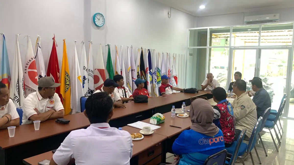 RAPAT PERSIAPAN: Rapat antara Panwasrah dan KONI Malinau terkait pembahasan Porprov Kaltara II. FOTO: DIPA/RADAR TARAKAN