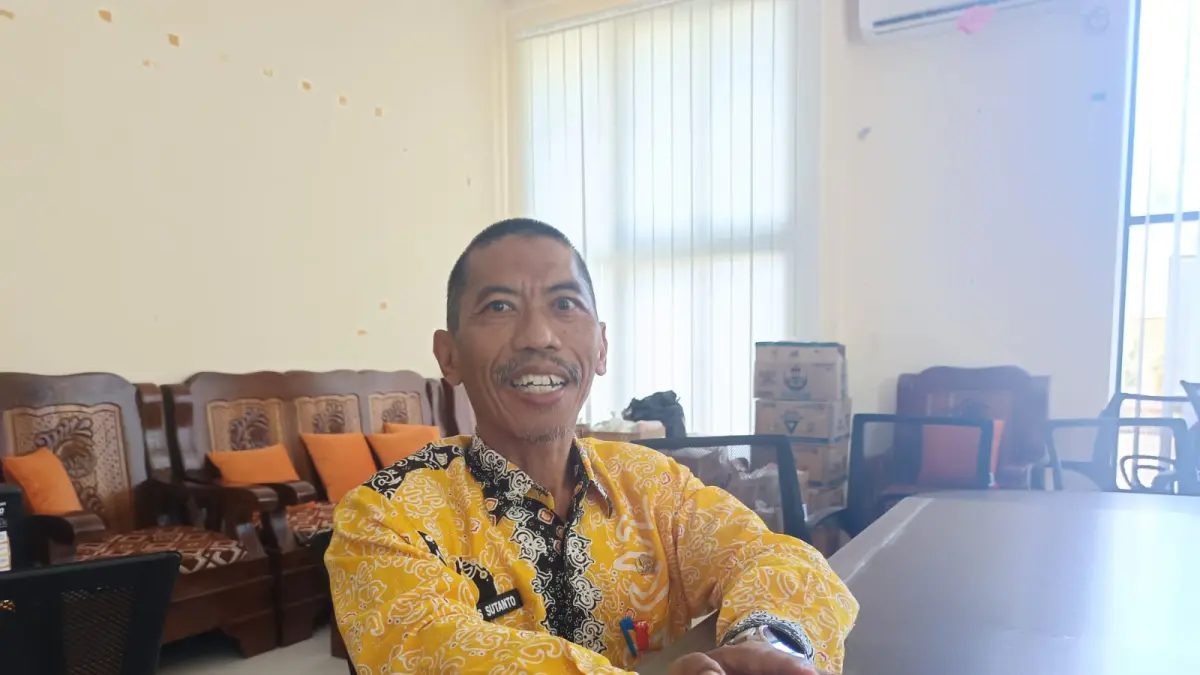 Kepala Dinas Perindustrian dan Tenaga Kerja Tarakan, Agus Sutanto. ELIAZAR/RADAR TARAKAN&nbsp;