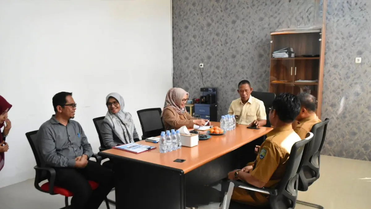 PEMEGANG SAHAM: Bupati Bulungan Syarwani dalam agenda RUPS BPR Bulungan.

(Taslee/Radar Tarakan)


