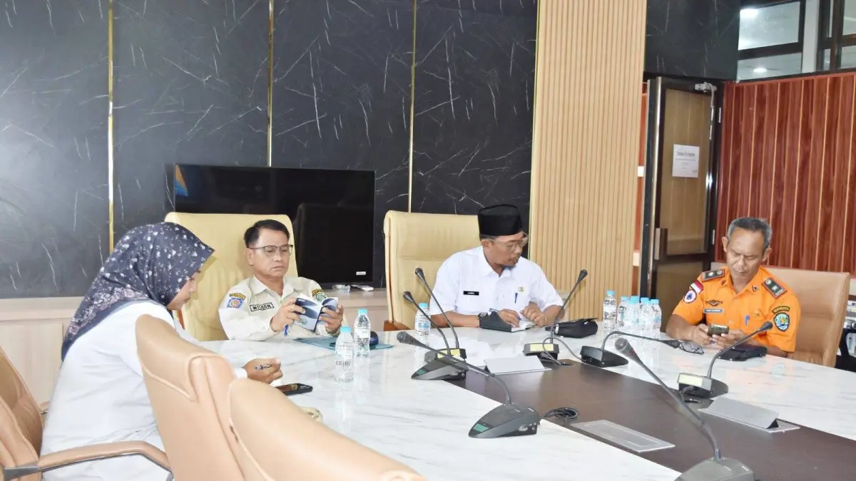 PENCEGAHAN : Jajaran Pemkab Bulungan mengikuti pressrealese perkiraan musim kemarau, serta potensi Karhutla.

(Taslee/Radar Tarakan)
