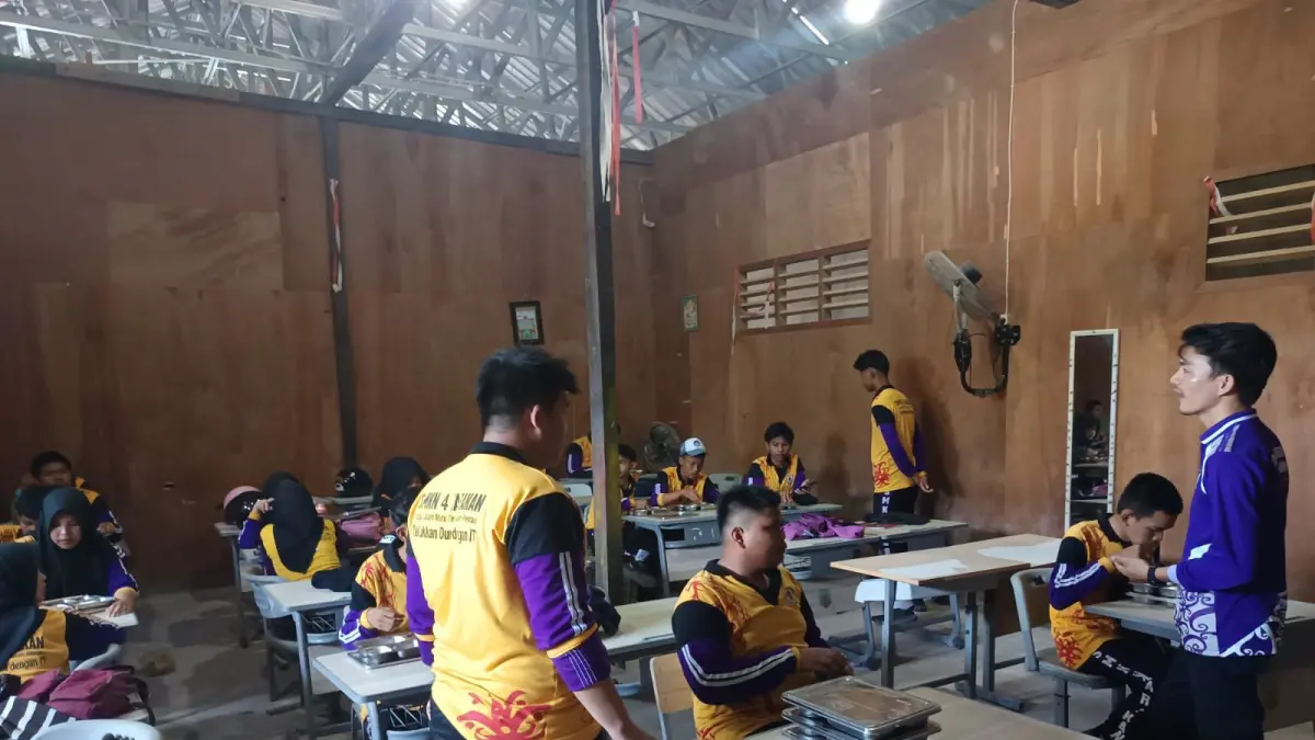 DISIAPKAN : Meski mengalami keterbatasan ruang belajar &nbsp;amin SMKN 4 Tarakan dipersiapkan menjadi pusat IT bagi sekolah kejuruan. ISTIEMEWA