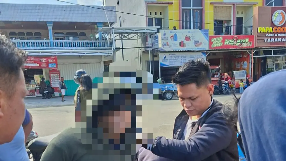 DIAMANKAN : Pelaku yang diamankan oleh Satresnarkoba Polres Tarakan usai membawa sabu 49 gram. ISTIMEWA