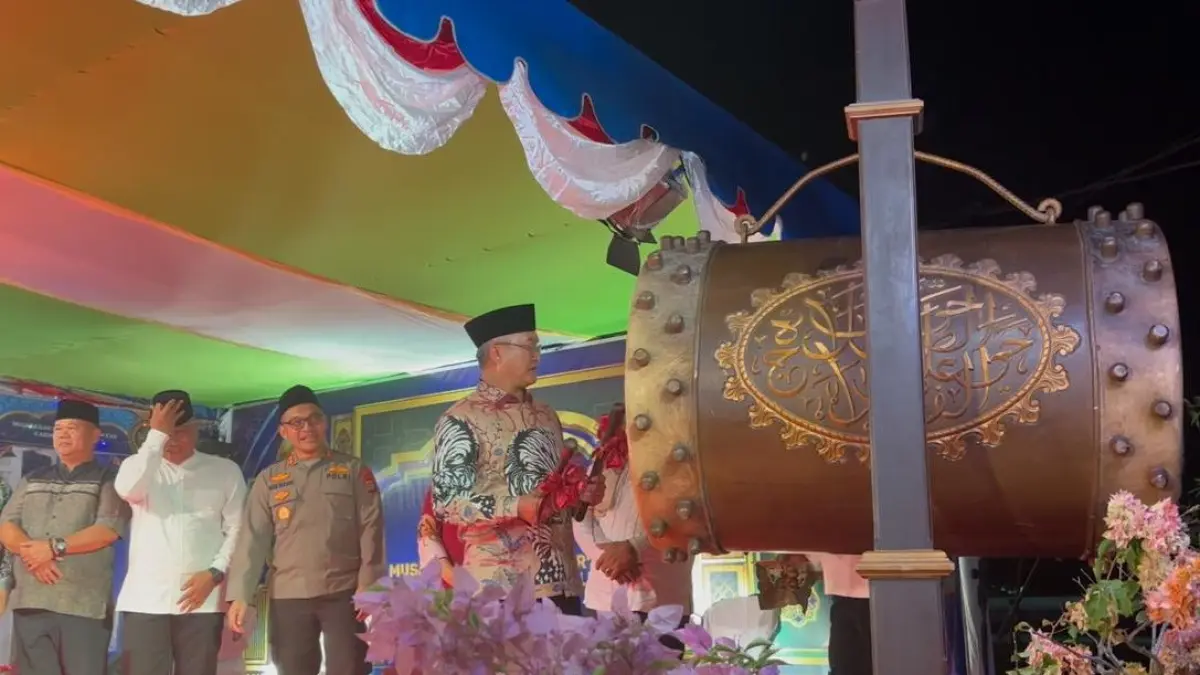 DIPA/RADAR TARAKAN
DIBUKA: Bupati Wempi saat membuka kegiatan MTQ Ke-22 Kabupaten Malianau di Masjid At-Tauhid.