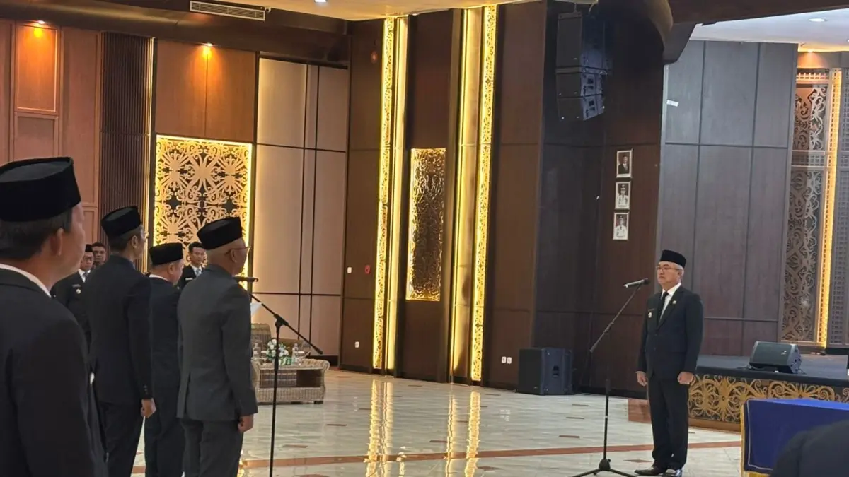 DIPA/RADAR TARAKAN
LANTIK: Bupati Wempi saat melantik kapala OPD baru di lingkungan Pemda Malinau.