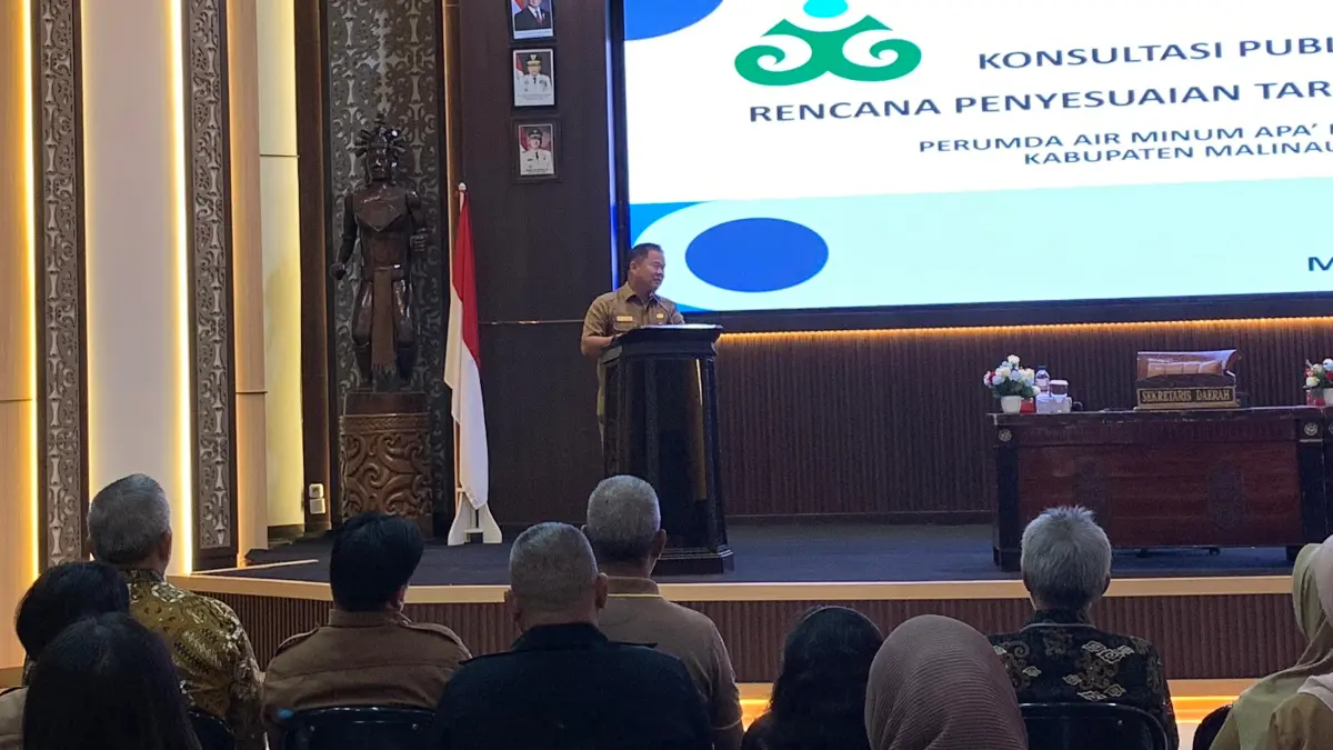 DIPA/RADAR TARAKAN

TARIF: Sekretaris Daerah Kabupaten Malinau, Ernes Silvanus saat membuka kegiatan Konsultasi Publik Penyesuaian Tarif Air PDAM.