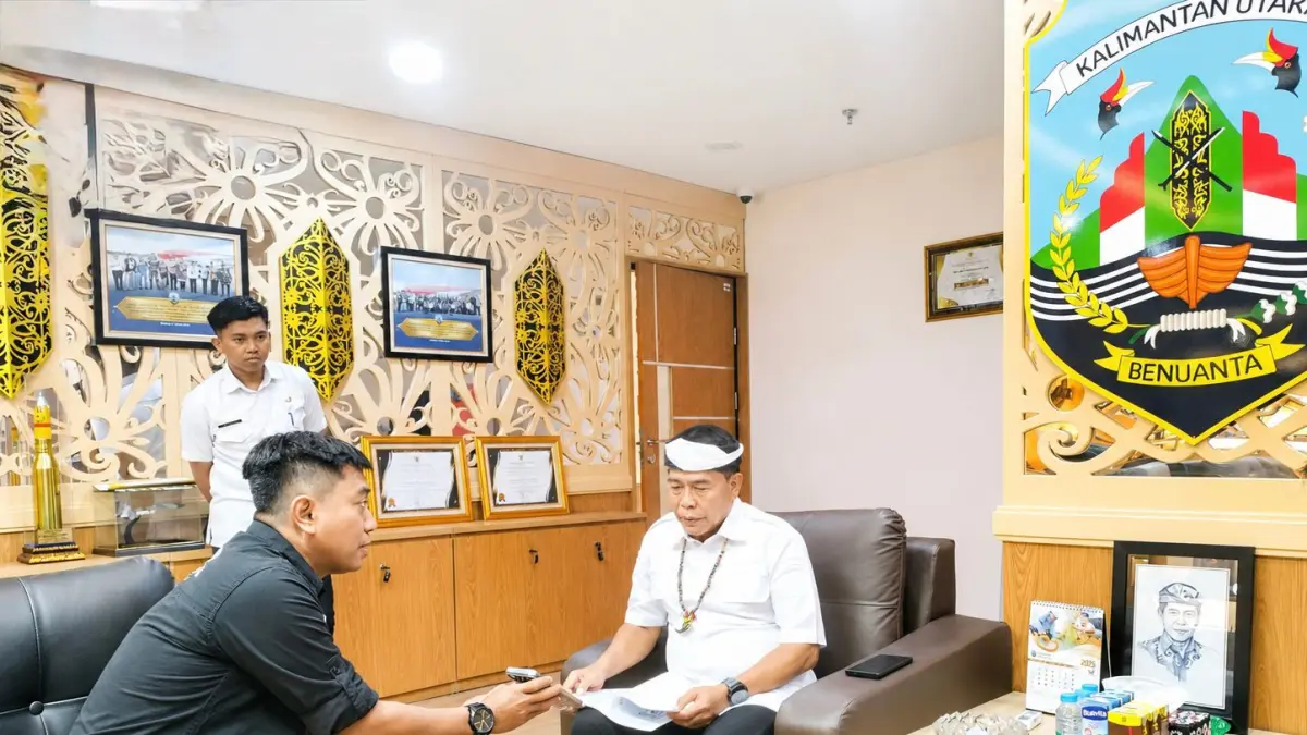 PORWADA : PB Porwada II Kaltara melakukan koordinasi dan melaporkan tahapan persiapan ke Gubernur Kaltara.

(Taslee/Radar Tarakan)
