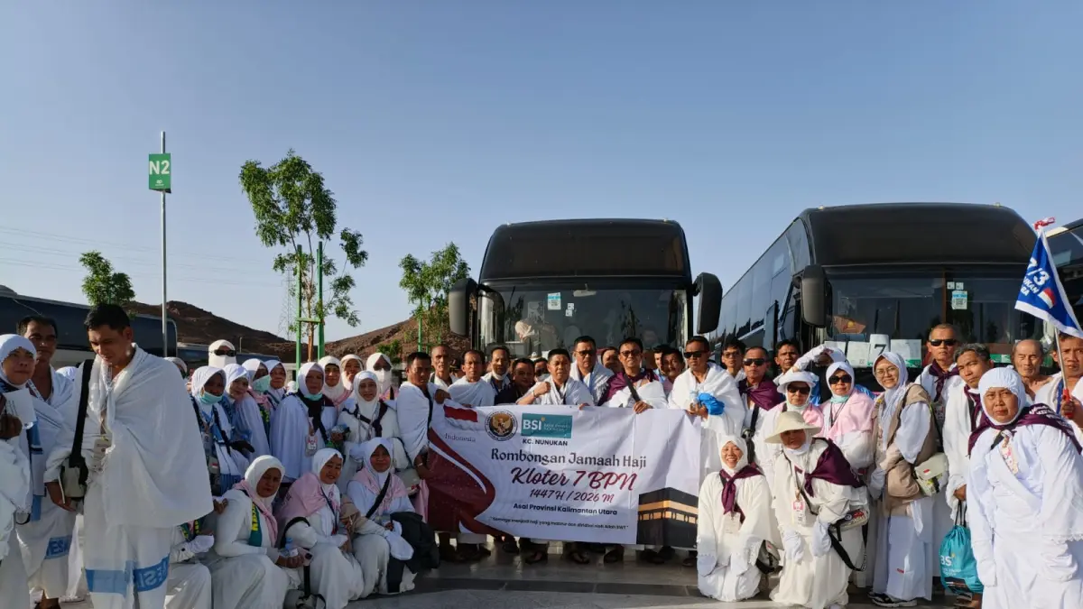 IBADAH : Ratusan jemaah haji Kloter 7 Embarkasi Balikpapan diberangkatkan dari Madinah menuju Makkah untuk menunaikan umrah wajib.