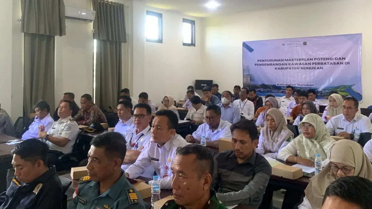 PERCEPATAN PEMBANGUNAN : FGD penyusunan masterplan melibatkan OPD, TNI Polri, akademisi, pelaku usaha hingga unsur masyarakat berlangsung di aula pertemuan BPPD Nunukan.&nbsp;