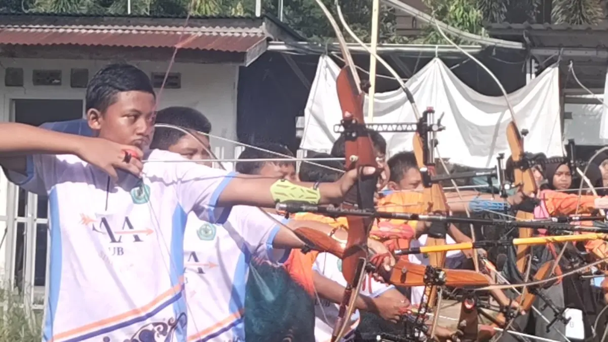 SELEKKOT : 40 atlet panahan Tarakan mengikuti selekkot untuk persiapan Porprov II Kaltara 2026. ELIAZAR/RADAR TARAKAN&nbsp;