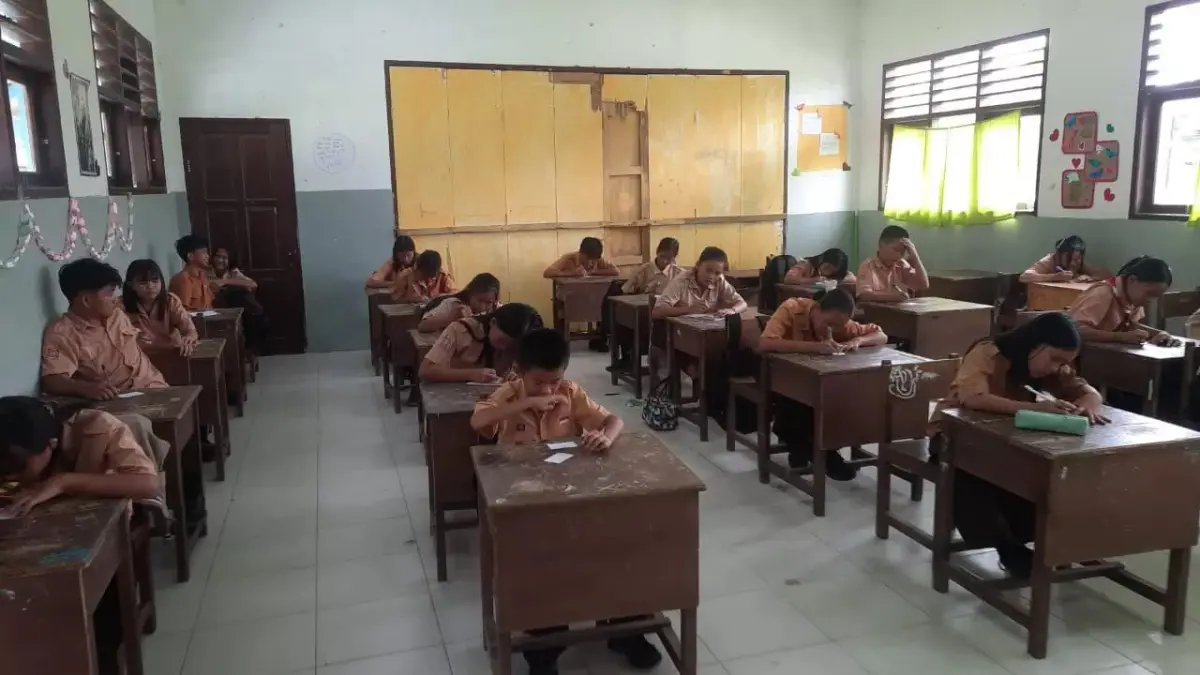ILUSTRASI:&nbsp; Suasana belajar disalah satu sekolah di Malinau yang merupakan kawasan tanpa rokok. FOTO: DIPA/RADAR TARAKAN
